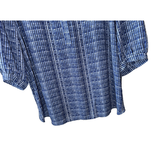 NYDJ's Blue Pintuck Blouse three-quarter-sleeved Size 1X - Picture 4 of 10